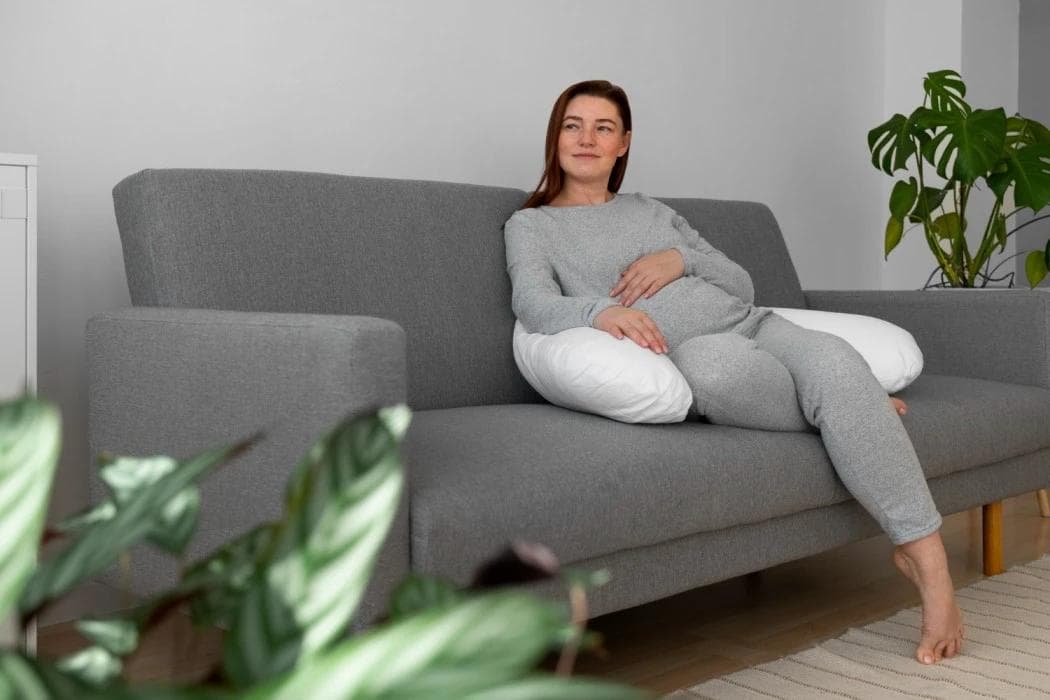 Ayağınızı Sürekli Altınıza Alarak Oturuyorsanız Vücudunuz Size Ne Anlatmaya Çalışıyor?